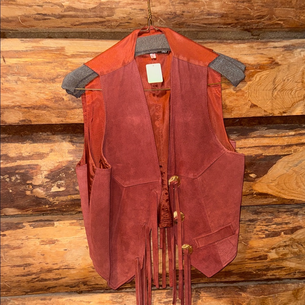 ❤️2! Vintage Red Made in Uruguay M Leather Suede Fringe Vests
